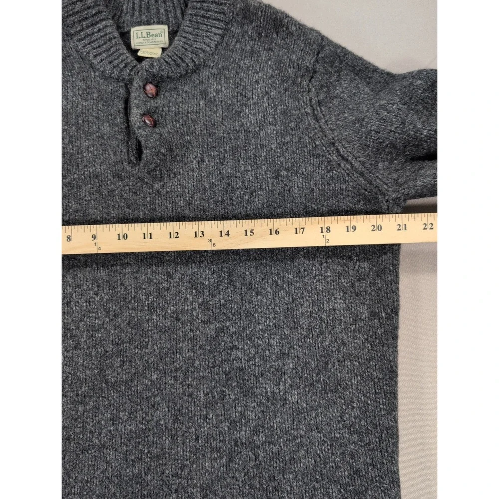 L.L. Bean 100% Lambswool Sweater Mens Large Gray Henley Shawl Collar Vintage